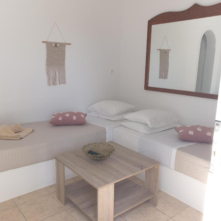 Sagma Central Rooms Perissa  Ngoại thất bức ảnh