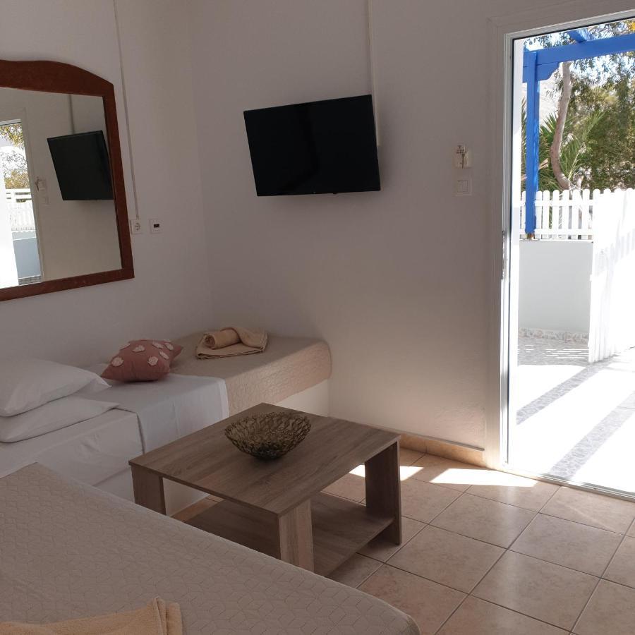 Sagma Central Rooms Perissa  Ngoại thất bức ảnh