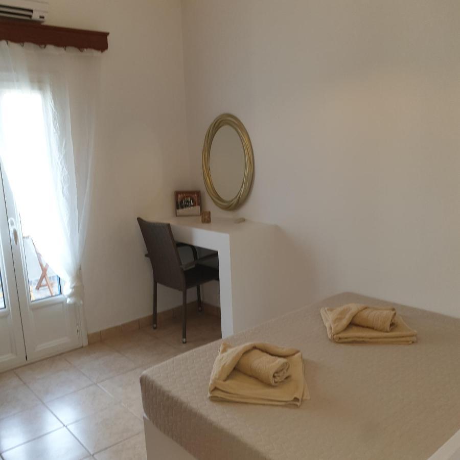 Sagma Central Rooms Perissa  Ngoại thất bức ảnh